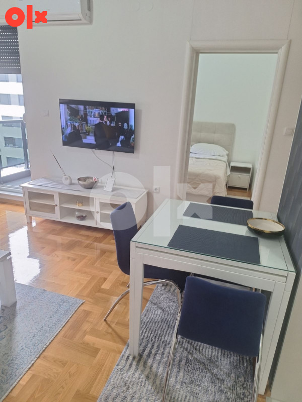 Stan na dan Banja Luka 065 513 241 kod studentskog doma 2