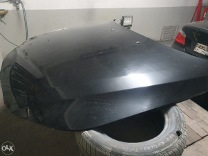 Bmw e60 hauba poklopac motora