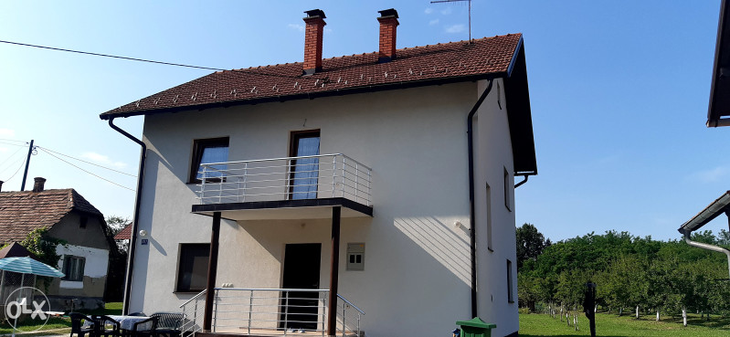 kuća na sprat 150-170 m2 sa okućnicom sve skupa 850 m2 15
