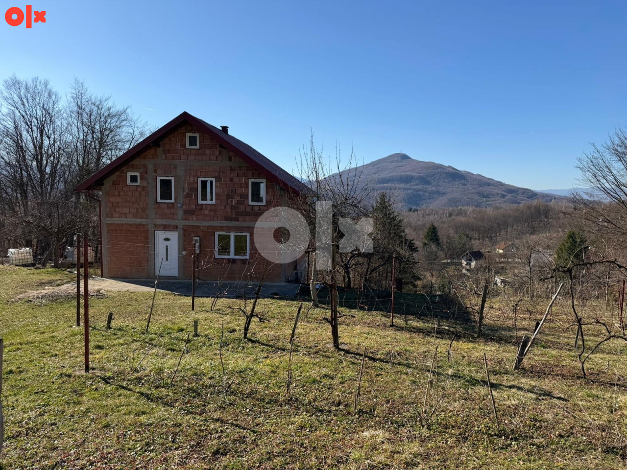 Kuća, zemljište 15 000 m2, Kobiljača, Gornji Azapovići 8