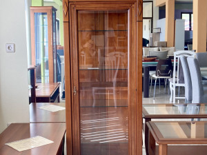 VITRINA/REGAL-DRVO MASIV-TALIJANSKI STILSKI NAMJEŠTAJ