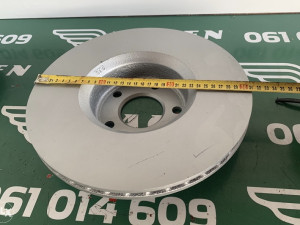 Diskovi disk prednji zdadnji Audi A6 4F (fotografija 3)