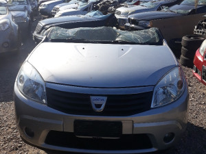 Dacia Sandero dijelovi