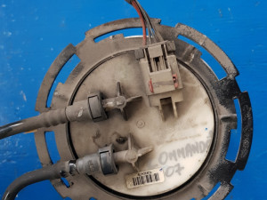 Jeep Commander 3.0cdi-pumpa goriva (ostali dijelovi)