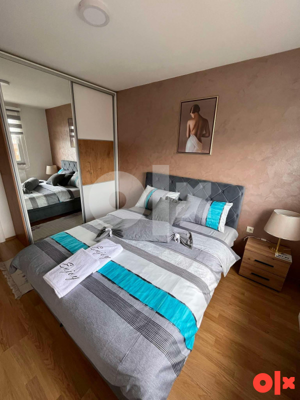Stan na dan Pale, APARTMAN Enjoy 5
