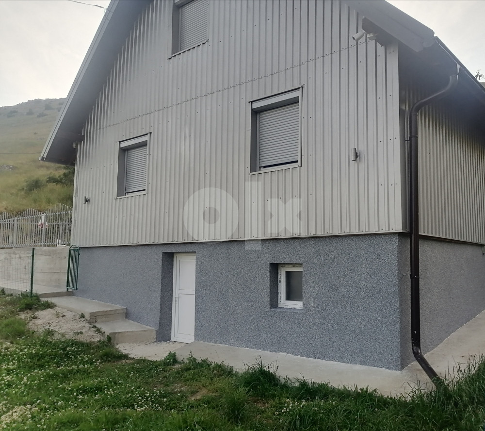 BJELAŠNICA - MODERNO OPREMLJENA VIKENDICA NA DAN, NG zauzeta 21