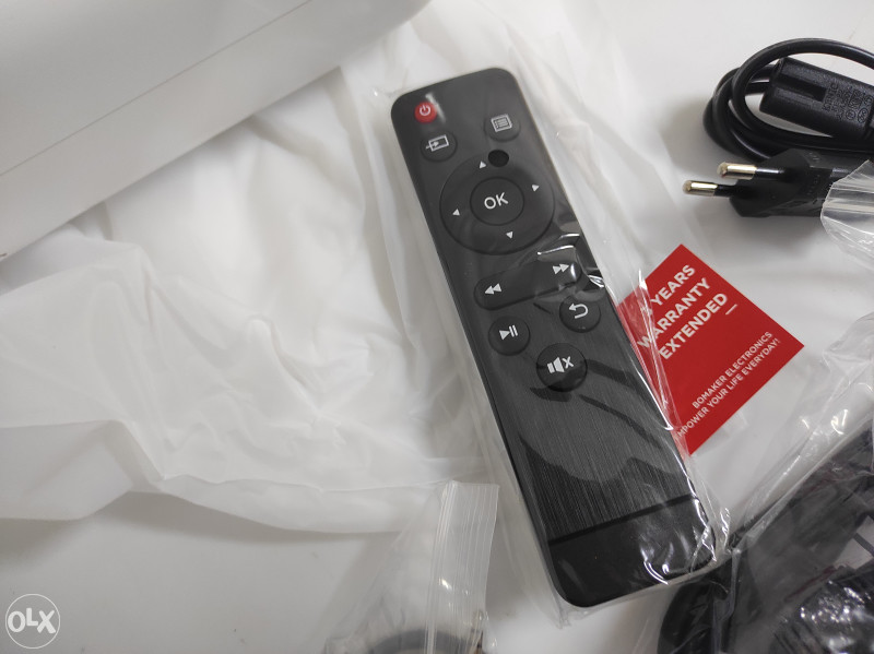 ABOX GC357 WIFI projektor, native 720p, HDMI, VGA, mobitel
