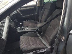 VW Passat 8 2.0TDI 2015-dijelovi limarije i mehanike