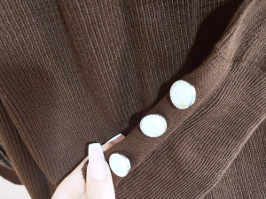 Moderna ženska rolka-džemper univerzalna veličina