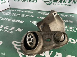 Nosac motora Renault Scenic 2011 (fotografija 2)