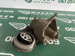 Nosac motora Renault Scenic 2011 (fotografija 3)