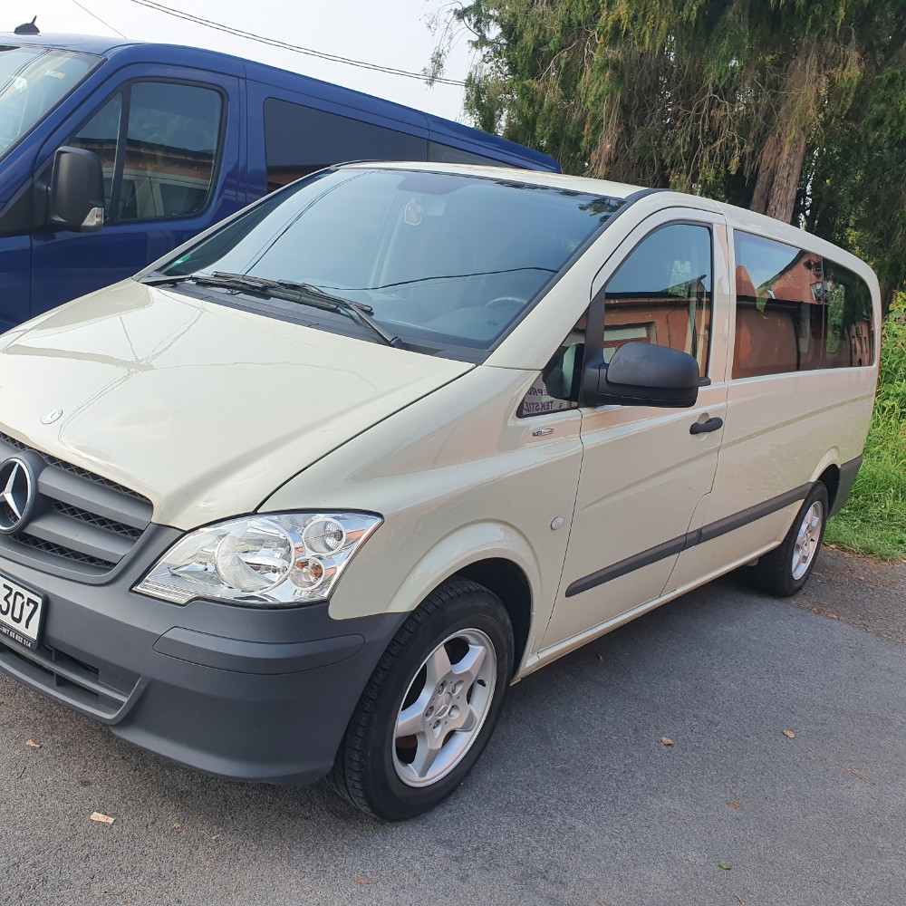 Renta car kombi 063 219  291