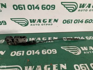 Bravica haube brava v Volkswagen Golf 5 (fotografija 3)