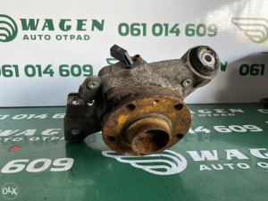 Glavčina ležaj desni lijevi Audi A6 4F (fotografija 2)