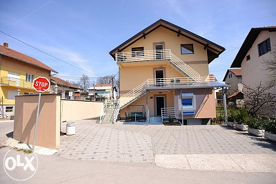 HOSTEL PRAG NASELJE PAPRIKOVAC-PREKO PUTA UKC BL