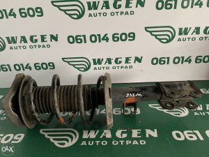 Amortizer lijevi Mercedes W246 2015 (fotografija 3)