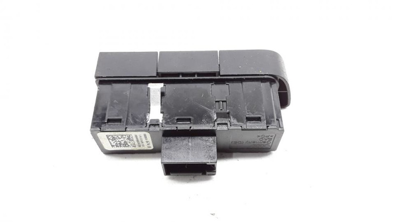 8X0959674B PREKIDAC  Audi A1 2010-2014