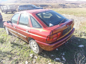 Djelovi Ford eskort 18td 97g