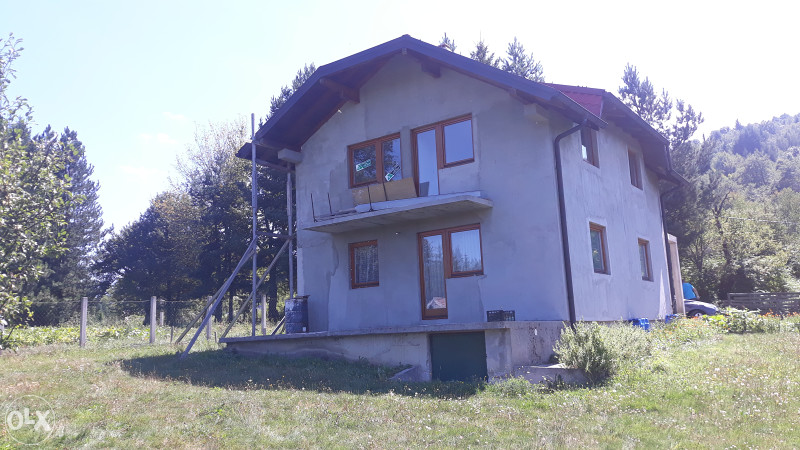 Prodajem kucu i zemljiste 7