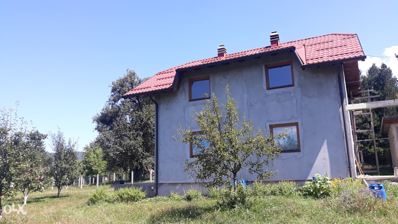 Prodajem kucu i zemljiste 8