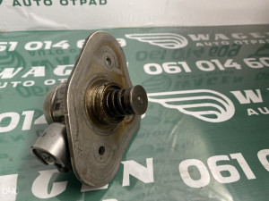 Pumpa goriva pritiska BMW E90 (fotografija 2)