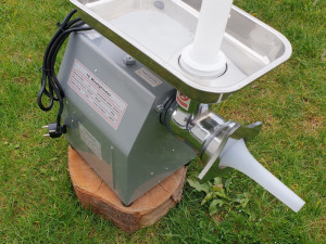 Mašina za Meso i Punjenje Kobasica Profesional 3600W