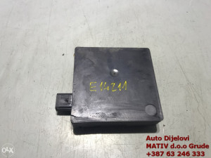 Modul mrtvog kuta Ford Mondeo 3 2012 AM2T-14C689-AG