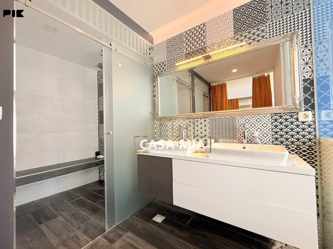 CASA MIA / Kuća sa bazenom / 262 m2 / Pejton / Ilidža 16