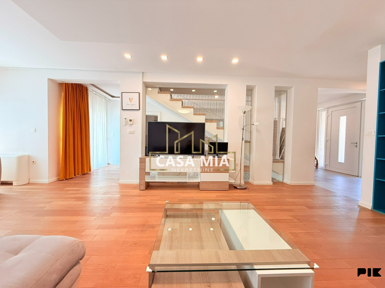 CASA MIA / Kuća sa bazenom / 262 m2 / Pejton / Ilidža 8