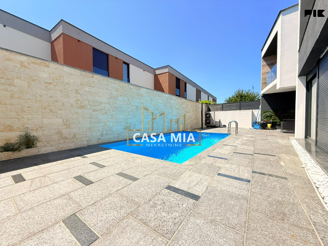 CASA MIA / Kuća sa bazenom / 262 m2 / Pejton / Ilidža 3