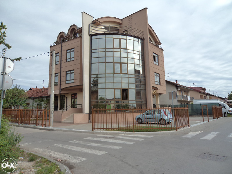 Poslovni prostor - zgrada