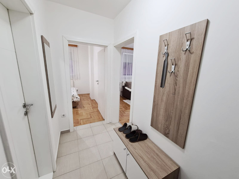 Apartman City Stan na dan Bijeljina 065/670-986 6