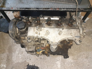 Volvo S60, motor 2.4 d5