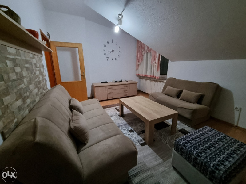 Jednosoban, namješten stan Ilidža, centar Ilidže! 2