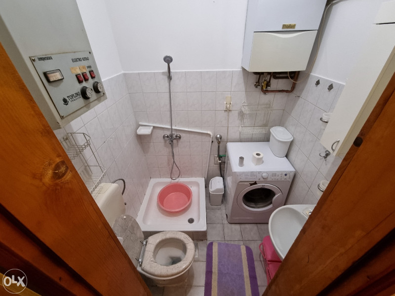 Jednosoban, namješten stan Ilidža, centar Ilidže! 6
