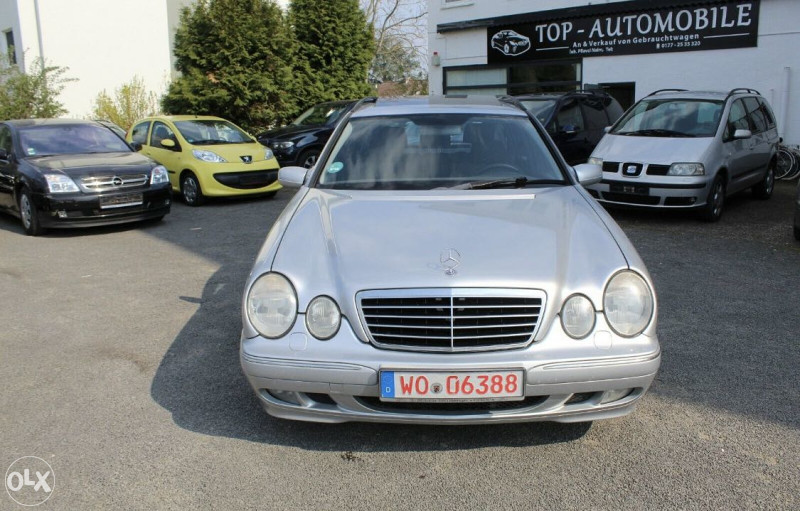 Mercedes E klasa E320 320 CDI W210 Okas dijelovi W 210