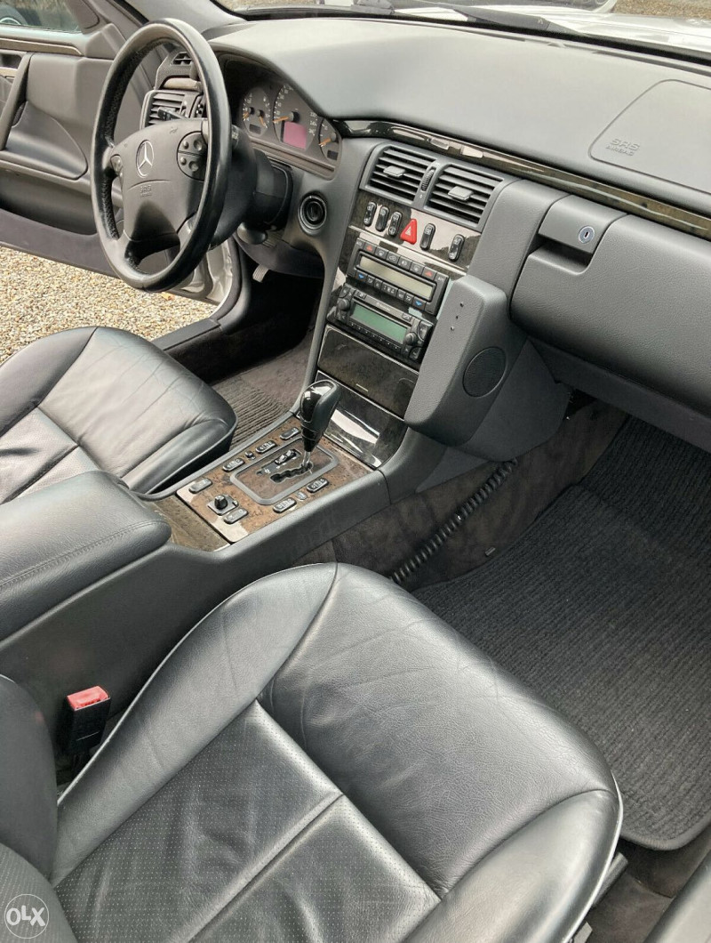 Mercedes E klasa E320 320 CDI W210 Okas dijelovi W 210