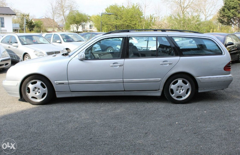 Mercedes E klasa E320 320 CDI W210 Okas dijelovi W 210