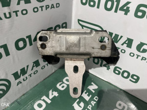 Nosac motora Ford Fiesta (fotografija 3)