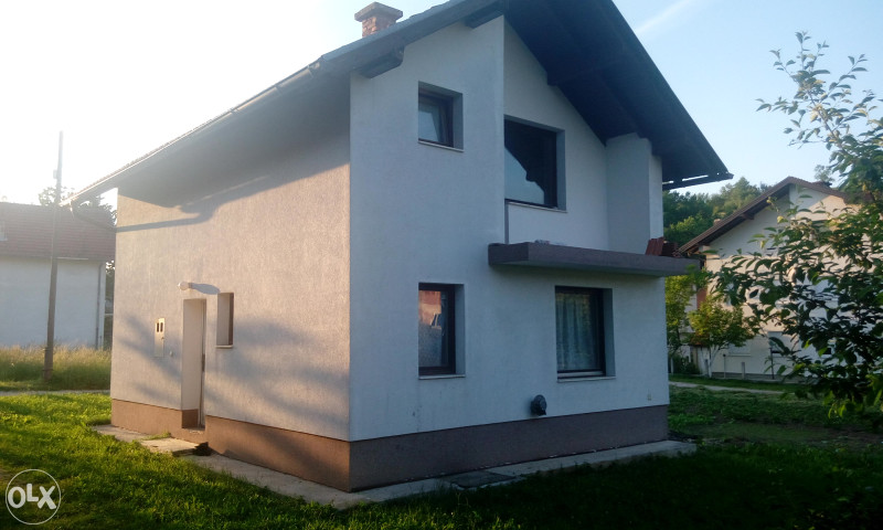 Hadzici, kuca(nova, namjestena) i zemlja(300mkv) 2