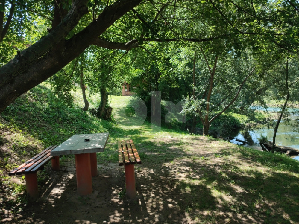 Brvnare na obali Vrbasa, Karanovac Banja Luka 4