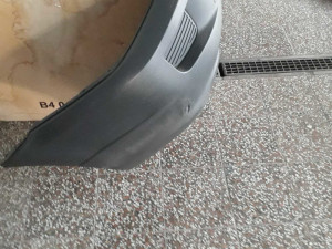 VW CRAFTRE branik 061 142 654