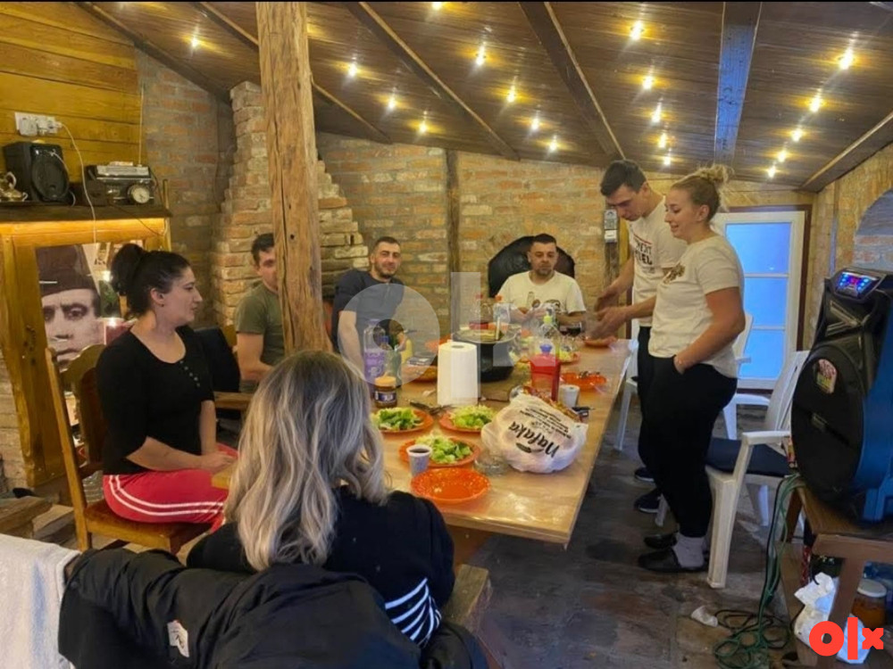 Vikendica sa spomen sobom - Tešanj 2