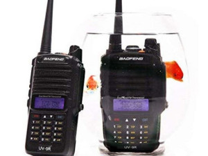 BAOFENG UV-9R UHF/VHF RADIO STANICE STANICA Toki Voki