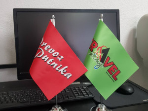 Stolna zastavica