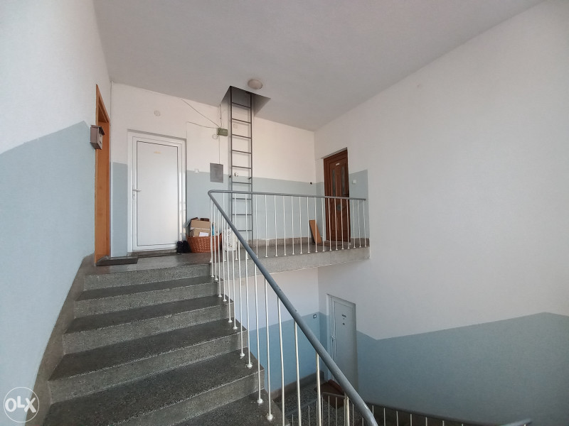 Stan u centru, Bihać, 70 m2 3