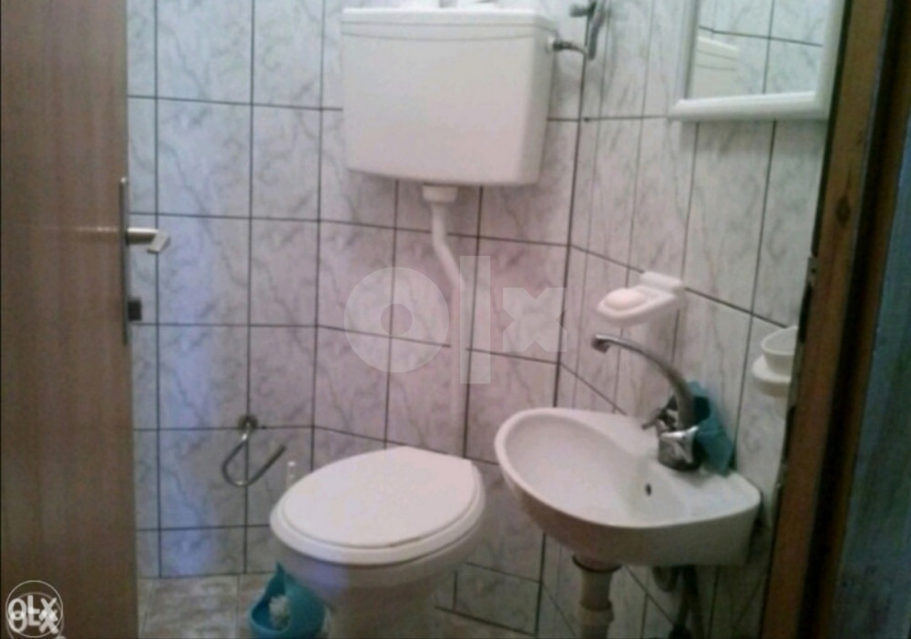 Iznajmljujem, izdajem sobe Laktasi, stan 3