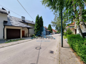 TOTAL PRO/ Kuća u nizu 351 m2 / Breka/Centar