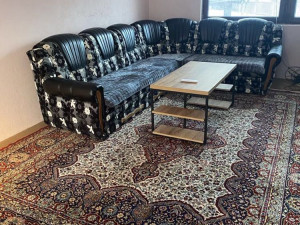 Hadzici ! Dvije kuce sa posl.prostorom uz pl.potok photo 5
