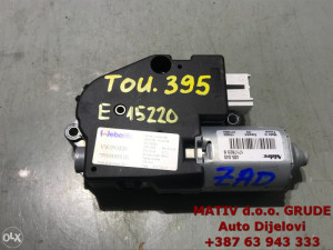 Motorić PANORAME ZADNJI VW Touareg 7P 2017 7P0959591E